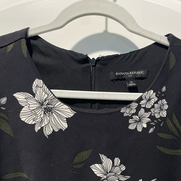 Banana Republic Professional Sleeveless Floral Sheath Dress Size 12 - Picture 2 of 6